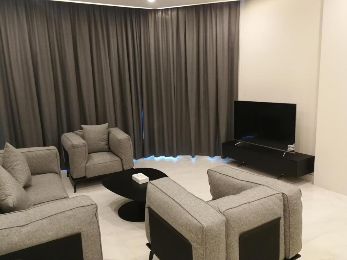 Infinity Juffair Suites Манама Екстер'єр фото