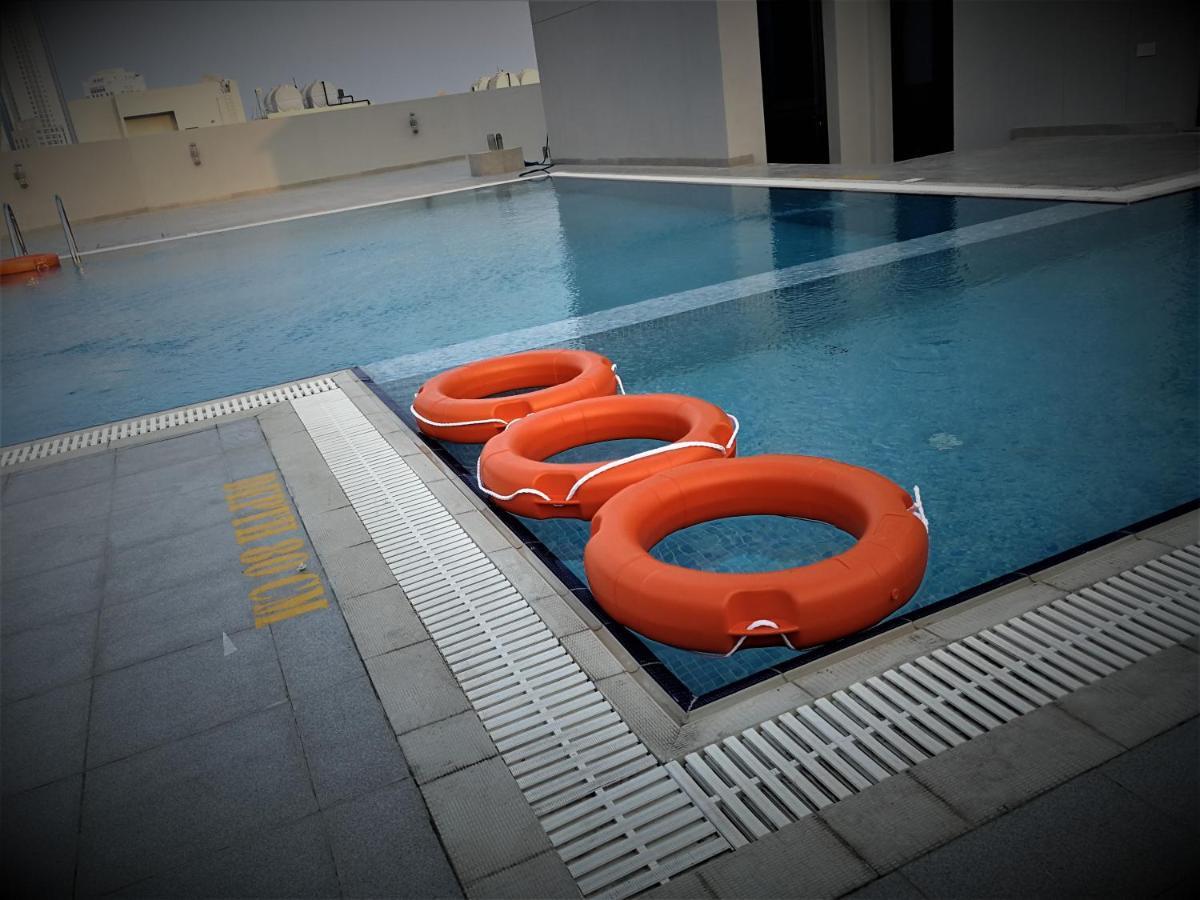 Infinity Juffair Suites Манама Екстер'єр фото
