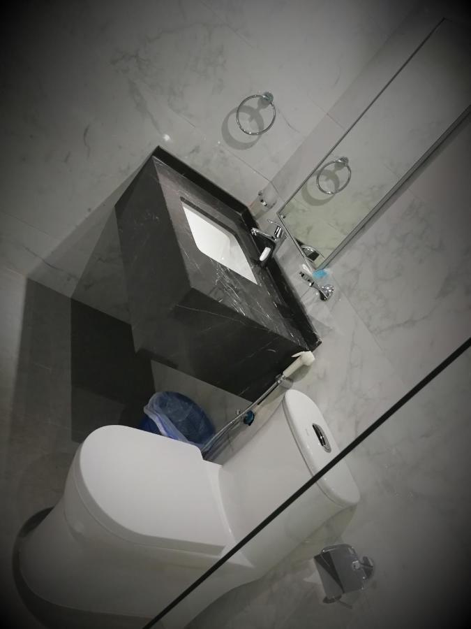Infinity Juffair Suites Манама Екстер'єр фото